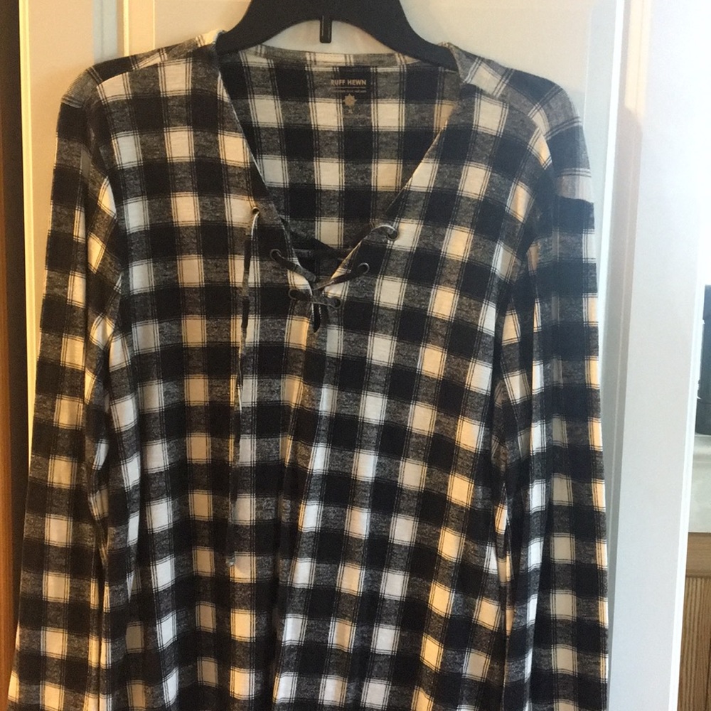 Black and white tie front top. Worn once.